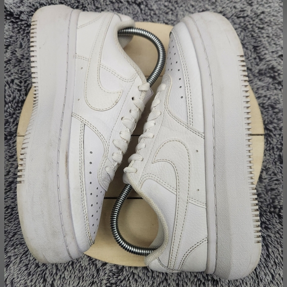 Nike Court Vision Alta Triple White Shoes Women's Size 7.5 - Picture 6 of 9